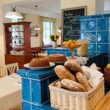 Babiccina Zahrada & Restaurant 3* Prŭhonice