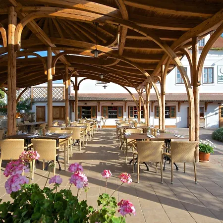 Babiccina Zahrada & Restaurant Prŭhonice