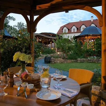 Babiccina Zahrada & Restaurant Пругонице